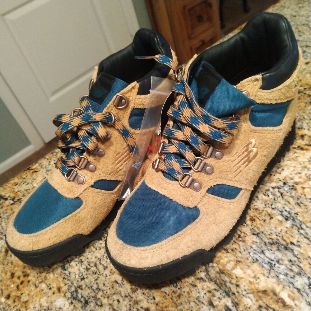 New Balance Rainer URAINAA Vibram Beige/Blue Hiking Boots Men's Size 6 NWOB